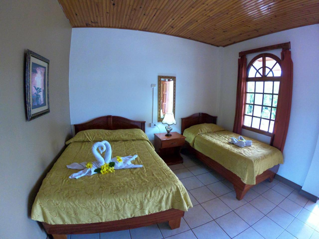 Hotel Los Higuerones Paso Canoas Exterior foto